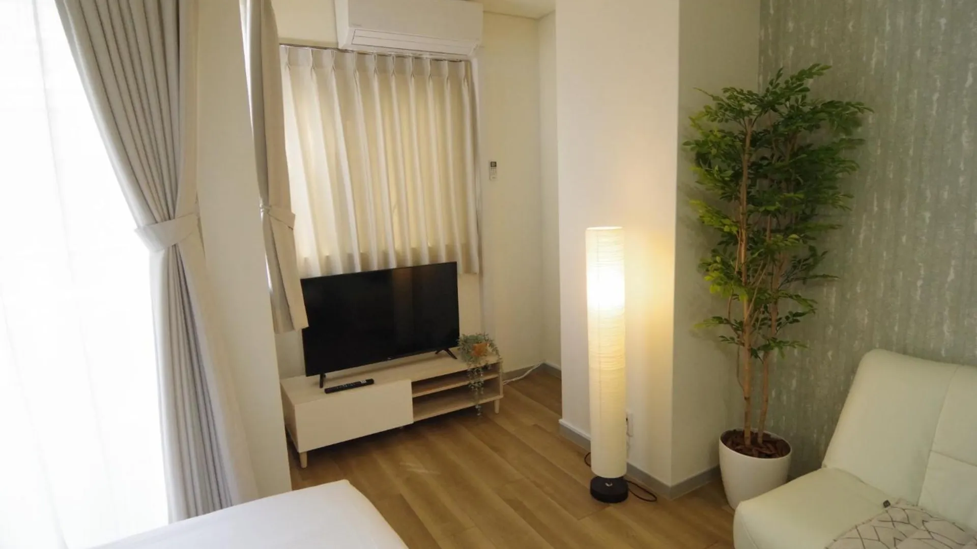 Matsuyamachi Shimanouchi Building - Vacation Stay 17281 Osaka Apartment